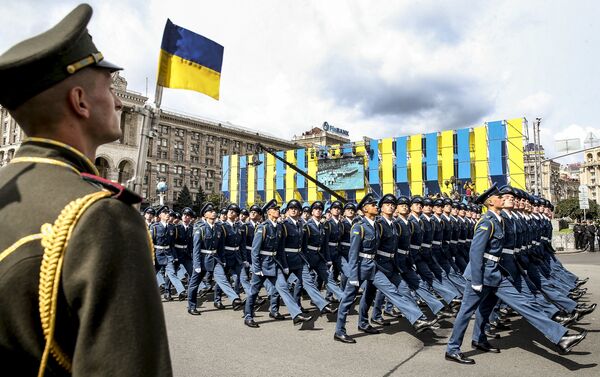 Cuộc diễu binh nhân dịp ngày quốc khánh Ukraina - Sputnik Việt Nam