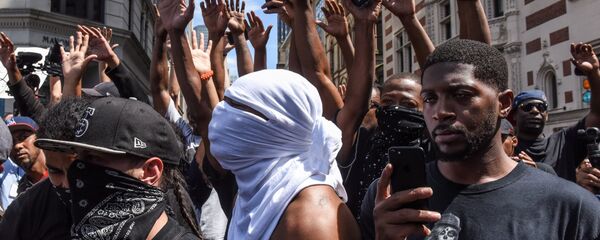 Hoa Kỳ. Boston. Những người tham gia hành động chống phân biệt chủng tộc Vì tự do ngôn luận. - Sputnik Việt Nam