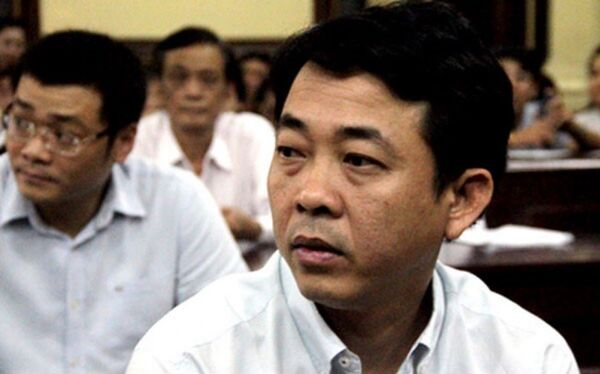 Bị cáo Nguyễn Minh Hùng - cựu Chủ tịch Công ty dược VN Pharmar Bị cáo Nguyễn Minh Hùng - cựu Chủ tịch Công ty dược VN Pharmar - Sputnik Việt Nam