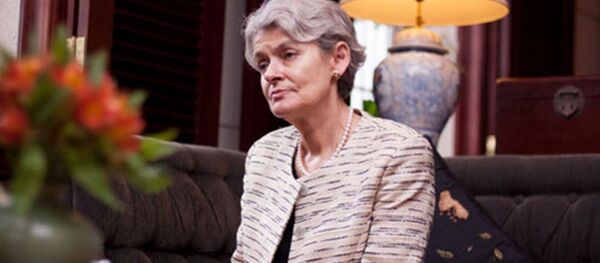 Tổng Giám đốc UNESCO Irina Bokova trả lời phỏng vấn của VOV. Tổng Giám đốc UNESCO Irina Bokova trả lời phỏng vấn của VOV. - Sputnik Việt Nam