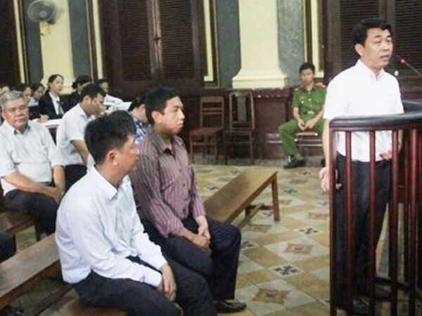 Khi vụ án liên quan đến Công ty VN Pharma đang diễn ra thì trên mạng xã hội xuất hiện nhiều thông tin về mối liên hệ giữa gia đình bà Nguyễn Thị Kim Tiến và công ty này - Sputnik Việt Nam