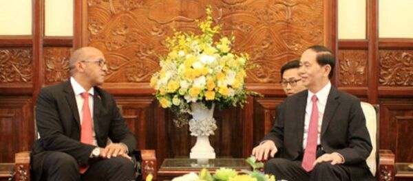 Chủ tịch nước chuyển lời chào và lời chúc sức khỏe tới Chủ tịch Raul Castro và các vị Lãnh đạo Đảng và Nhà nước Cuba. - Sputnik Việt Nam