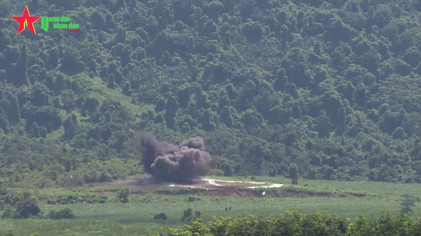 Mục tiêu bị tấn công với độc chính xác rất cao - Sputnik Việt Nam