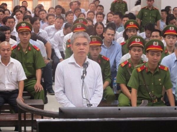 Bị cáo Nguyễn Xuân Sơn Bị cáo Nguyễn Xuân Sơn - Sputnik Việt Nam