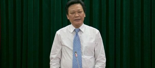 Thứ trưởng Nguyễn Duy Thăng thông tin với báo chí về việc thất lạc hồ sơ gốc bổ nhiệm Trịnh Xuân Thanh. Thứ trưởng Nguyễn Duy Thăng thông tin với báo chí về việc thất lạc hồ sơ gốc bổ nhiệm Trịnh Xuân Thanh. - Sputnik Việt Nam