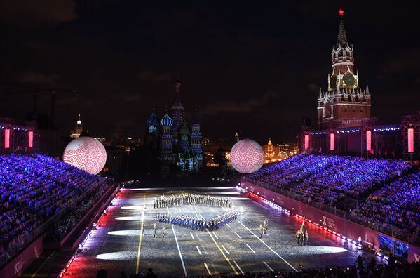 Lễ khai mạc Festival quân nhạc quốc tế Tháp Spasskaya lần thứ 10 tại Moskva - Sputnik Việt Nam