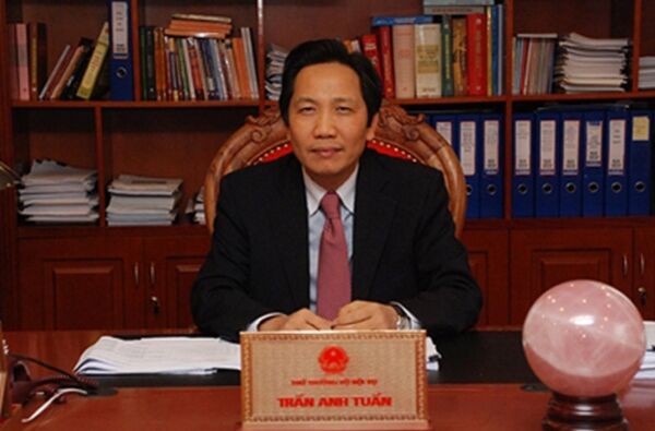 Thứ trưởng Bộ Nội vụ Trần Anh Tuấn Thứ trưởng Bộ Nội vụ Trần Anh Tuấn - Sputnik Việt Nam