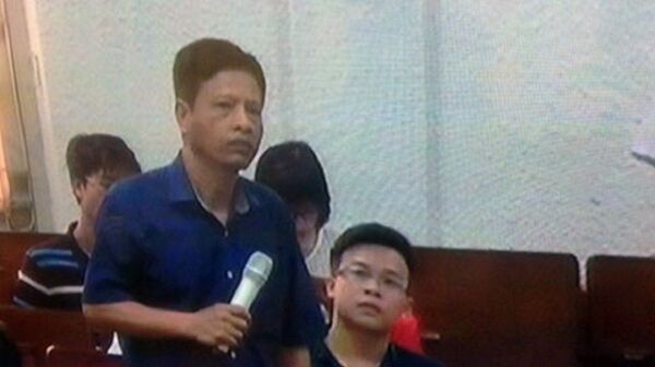 Ông Bùi Văn Hải trả lời thẩm vấn tại tòa - Sputnik Việt Nam