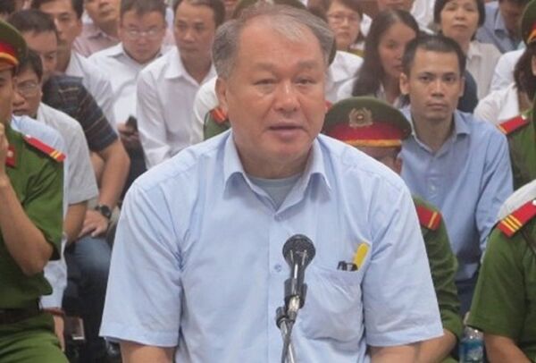 Bị cáo Phạm Công Danh - cựu Chủ tịch Tập đoàn Thiên Thanh tại phiên tòa - Sputnik Việt Nam