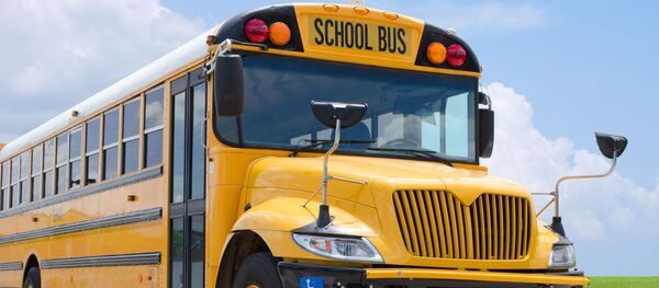 Xe buýt trường học Mỹ. - Sputnik Việt Nam