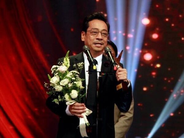 Với thành công của vai diễn Phan Quân và bộ phim Người Phán Xử đã mang về giải thưởng Nam diễn viên ấn tượng tại VTV Awards 2017 - Sputnik Việt Nam