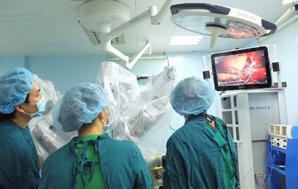 Phẫu thuật robot cắt u phổi tại BV Bình Dân Phẫu thuật robot cắt u phổi tại BV Bình Dân - Sputnik Việt Nam