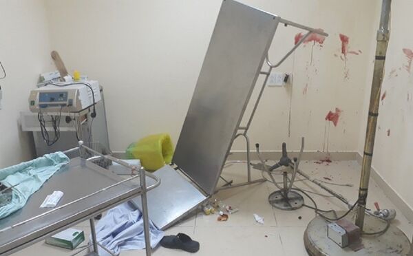 Nhiều vật dụng tại Bệnh viện Quân y K120 bị hư hỏng sau tiếng súng nổ - Sputnik Việt Nam
