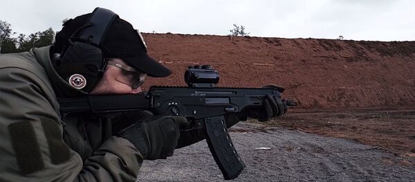 Малогабаритный автомат АМ-17 Малогабаритный автомат АМ-17 - Sputnik Việt Nam