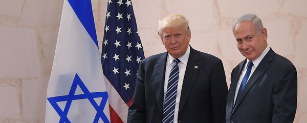Tổng thống Hoa Kỳ Donald Trump với Thủ tướng Israel Benjamin Netanyahu - Sputnik Việt Nam