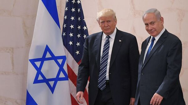 Tổng thống Hoa Kỳ Donald Trump với Thủ tướng Israel Benjamin Netanyahu - Sputnik Việt Nam