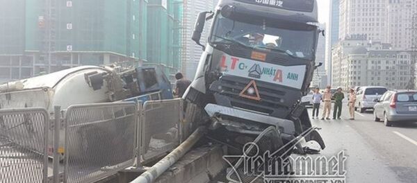 Hiện trường vụ tai nạn - Sputnik Việt Nam