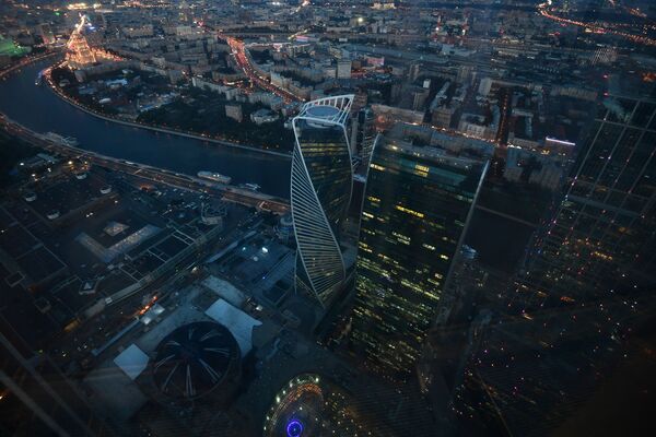 Quang cảnh từ tầng 89 của Tháp Liên bang-Đông của khu Moscow City, nơi mà đài quan sát cao nhất Châu Âu”PANORAMA-360” đang được xây dựng - Sputnik Việt Nam