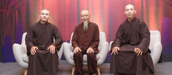 Theo Hòa thượng Thích Minh Thiện, Trưởng ban Trị sự GHPGVN tỉnh Long An, hai thí sinh và sư thầy trụ trì chùa Bồng Lai - Hòa thượng Thích Tâm Đức là nhà tu giả danh. - Sputnik Việt Nam