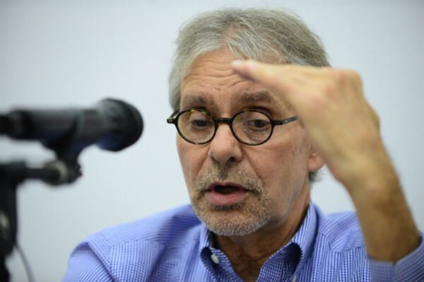 Ông Murray Hiebert, Phó giám đốc Chương trình Nghiên cứu Đông Nam Á tại Trung tâm Nghiên cứu chiến lược quốc tế (CSIS) tại buổi nói chuyện tại TP. Hồ Chí Minh, chiều 15/9.  - Sputnik Việt Nam