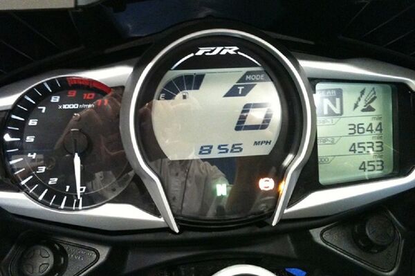 FJR1300P FJR1300P - Sputnik Việt Nam