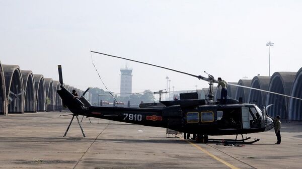 Trực thăng UH-1H đang phục vụ trong Không quân nhân dân Việt Nam Trực thăng UH-1H đang phục vụ trong Không quân nhân dân Việt Nam - Sputnik Việt Nam