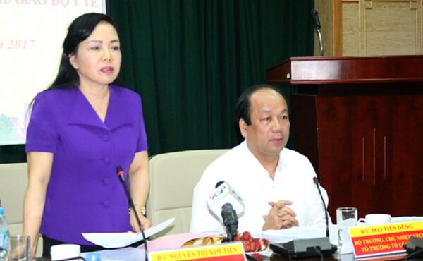 Bộ trưởng Y tế chia sẻ ngành chịu áp lực rất lớn do là cơ quan gác cổng, bảo vệ sức khoẻ nhân dân - Sputnik Việt Nam