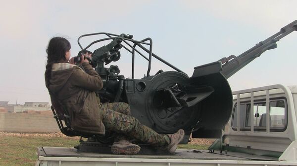 SDF : Chúng tôi đã nhận được thêm 120 xe tải vũ khí từ Hoa Kỳ - Sputnik Việt Nam