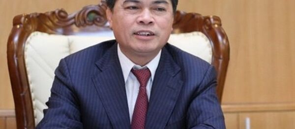 Ông Nguyễn Xuân Sơn, cựu Chủ tịch Tập đoàn Dầu khí Quốc gia; cựu Tổng Giám đốc OCeanbank. Ông Nguyễn Xuân Sơn, cựu Chủ tịch Tập đoàn Dầu khí Quốc gia; cựu Tổng Giám đốc OCeanbank. - Sputnik Việt Nam