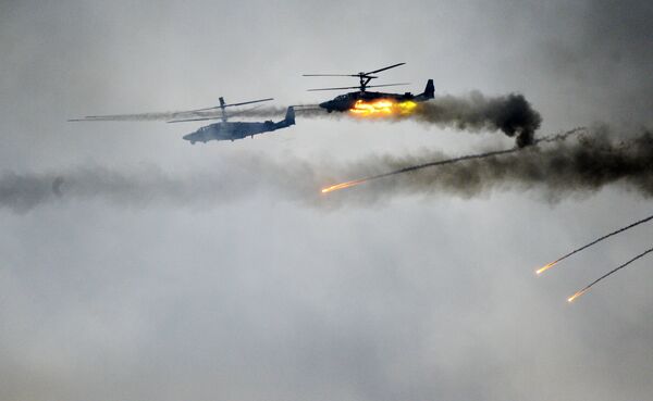 Trực thăng Ka-52 trong tập trận chung chiến lược Phía Tây-2017 của lực lượng vũ trang Cộng hòa Belarus và Liên bang Nga  - Sputnik Việt Nam