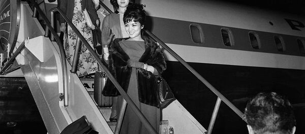 Bà Trần Lệ Xuân và con gái Lệ Thủy - Sputnik Việt Nam