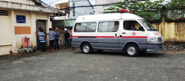 Cháu bé được đưa đi cấp cứu nhưng không qua khỏi. - Sputnik Việt Nam