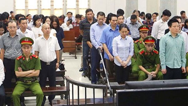 Các bị cáo tại phiên tòa - Sputnik Việt Nam