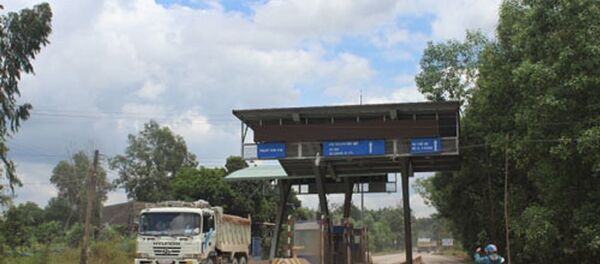 Trạm thu phí đã lập trên phân đoạn BOT đường chuyên dụng mới hoàn thành, chuẩn bị thu phí - Sputnik Việt Nam