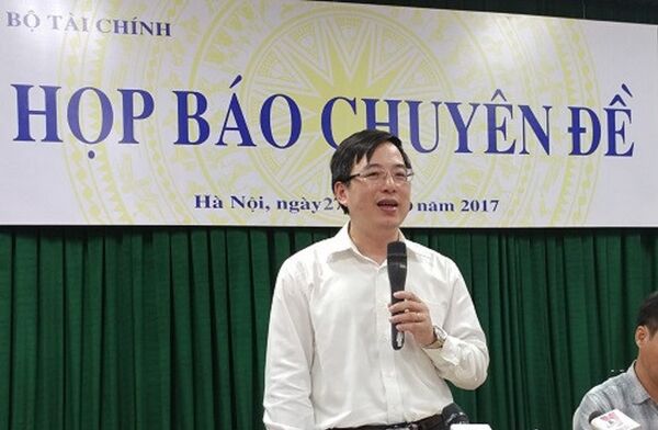 Đại diện Bộ Tài chính cho rằng quá trình cổ phần hóa hiện vẫn tồn tại nhiều góc khuất trong xác định giá trị doanh nghiệp. - Sputnik Việt Nam