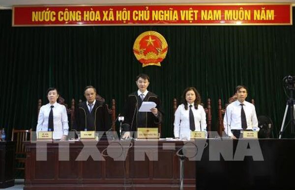 Sáng 29/9/2017, tại Hà Nội, Tòa án nhân dân thành phố Hà Nội tuyên án vụ xét xử Hà Văn Thắm và đồng phạm.  - Sputnik Việt Nam