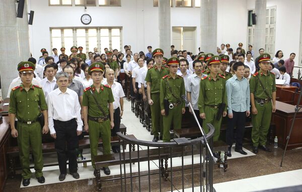 Nguyễn Xuân Sơn, Hà Văn Thắm - Sputnik Việt Nam