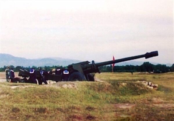 Lựu pháo phòng thủ bờ biển M-47 cỡ nòng 152 mm của Hải quân Việt Nam - Sputnik Việt Nam