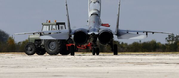 Истребитель МИГ-29 на аэродроме Batajnica в Сербии - Sputnik Việt Nam