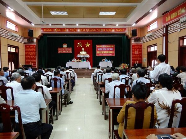 Đoàn đại biểu Quốc hội TP Đà Nẵng tiếp xúc với cử tri quận Cẩm Lệ chuẩn bị cho Kỳ họp thứ tư, Quốc hội khóa XIV. - Sputnik Việt Nam