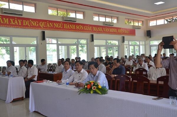 Các cử tri Đà Nẵng cho rằng đừng để mất niềm tin của người dân Các cử tri Đà Nẵng cho rằng đừng để mất niềm tin của người dân - Sputnik Việt Nam