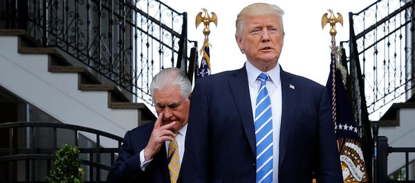 Donald Trump và Rex Tillerson Donald Trump và Rex Tillerson - Sputnik Việt Nam