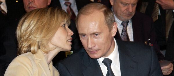 Vladimir Putin và Doris Schroeder-Kopf - Sputnik Việt Nam