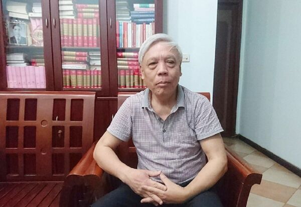 PGS.TS Nguyễn Trọng Phúc: Cán bộ có thành tre rồi cũng phải uốn nắn. PGS.TS Nguyễn Trọng Phúc: Cán bộ có thành tre rồi cũng phải uốn nắn. - Sputnik Việt Nam