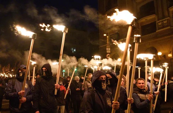 Thành viên tham gia diễu hành tại Kiev, kỷ niệm ngày thành lập Đội quân Ukraina nổi dậy và Ngày Bảo vệ Ukraina Thành viên tham gia diễu hành tại Kiev, kỷ niệm ngày thành lập Đội quân Ukraina nổi dậy và Ngày Bảo vệ Ukraina - Sputnik Việt Nam