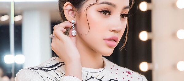 Jolie Nguyễn - Sputnik Việt Nam