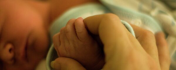 Con bé - Sputnik Việt Nam