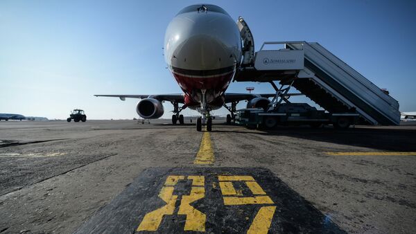 Sukhoi Superject 100 (SSJ-100) at the Domodedovo airport - Sputnik Việt Nam