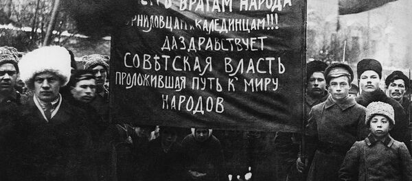 Cuộc mit-tinh của công nhân và binh lính Petrograd. Ngày 25 tháng 10 (7 tháng 11) năm 1917 - Sputnik Việt Nam