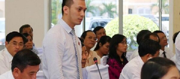 Ông Nguyễn Bá Cảnh đăng đàn tại một kỳ họp HĐND Đà Nẵng. - Sputnik Việt Nam